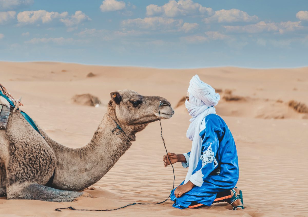 Sahara stargazing tour from a luxury desert camp in the Moroccan Sahara Desert near Merzouga.